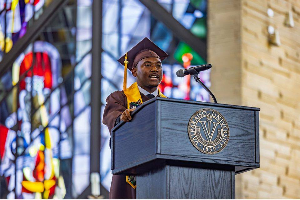 Kuda delivering the baccalaureate address at Valparaiso University